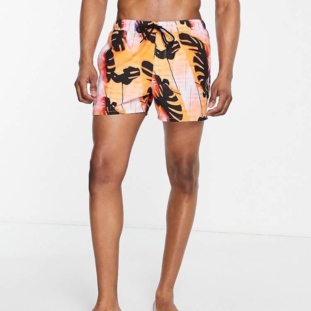 (A2) ASOS DESIGN swim shorts with abstract‎ leaf print short length, Size L, NEW